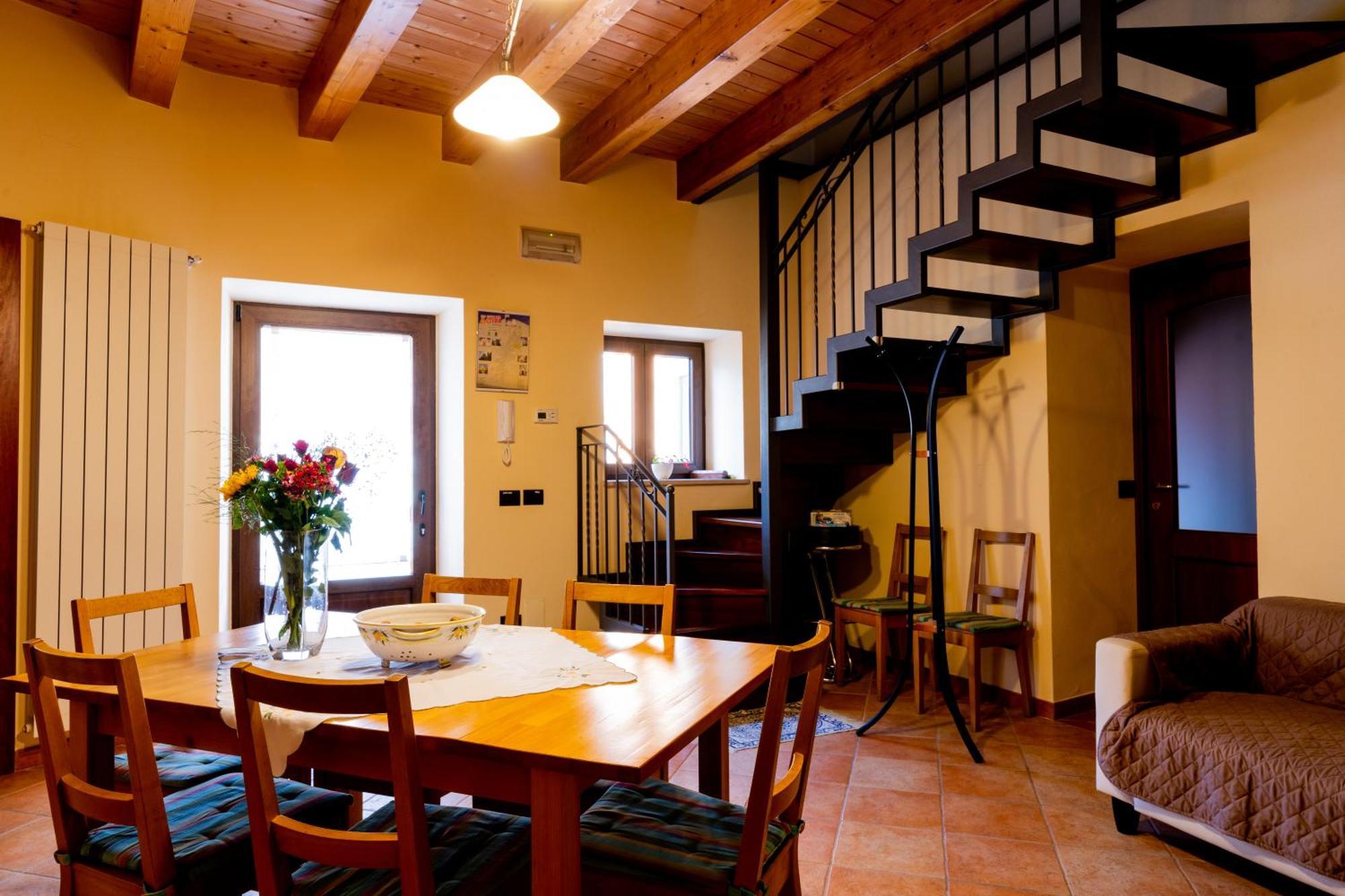 Villa Domus Teja Agira Esterno foto
