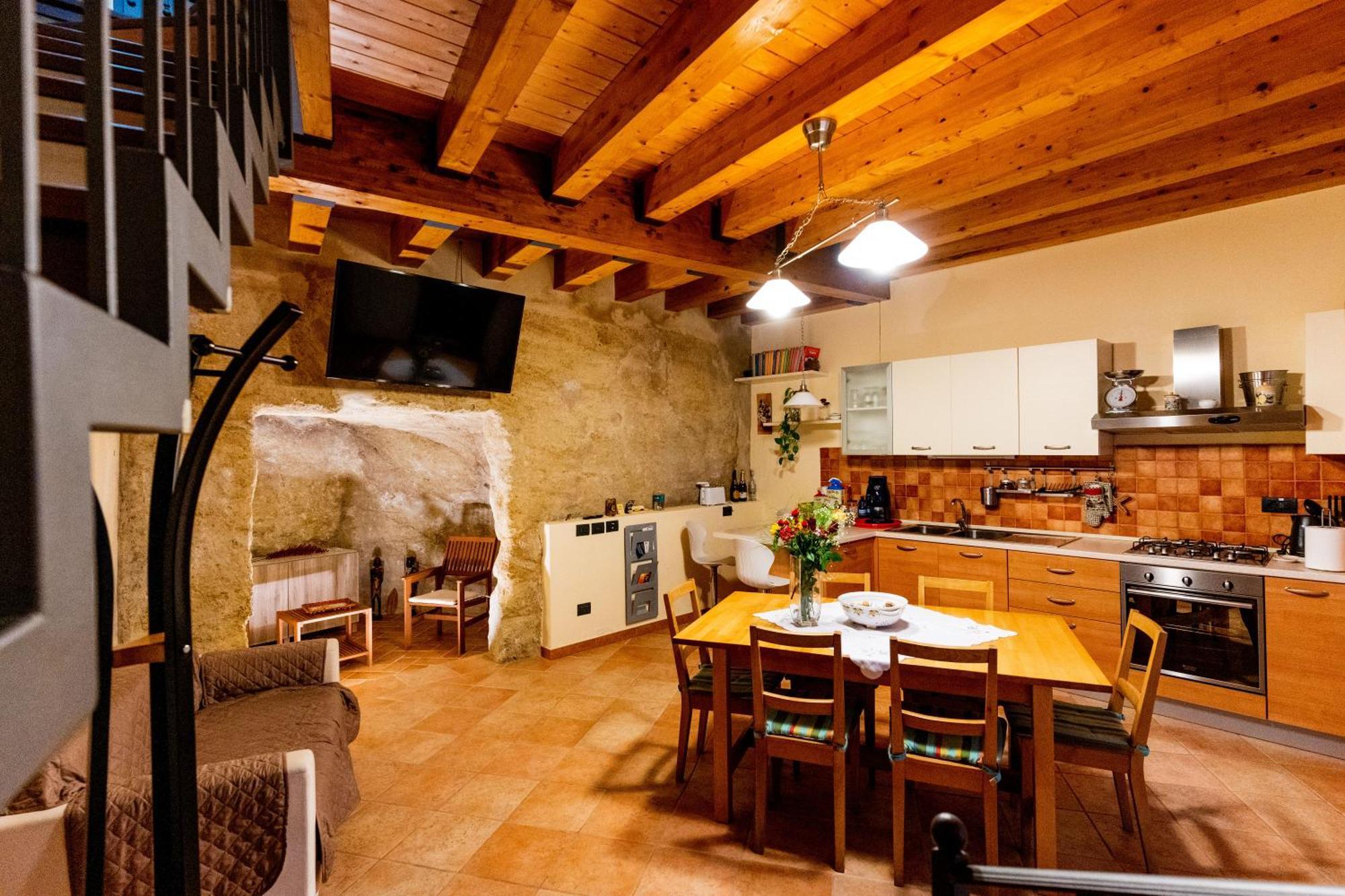 Villa Domus Teja Agira Esterno foto